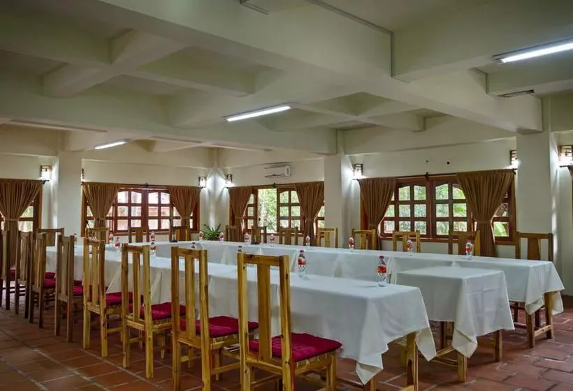 Le Flamboyant Resort