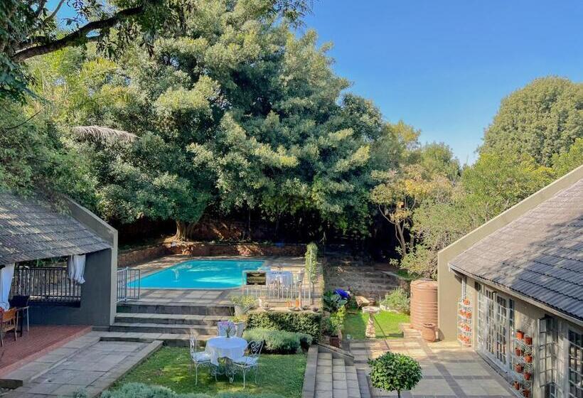 ペンション Amoris Guesthouse In Waterkloof Ridge