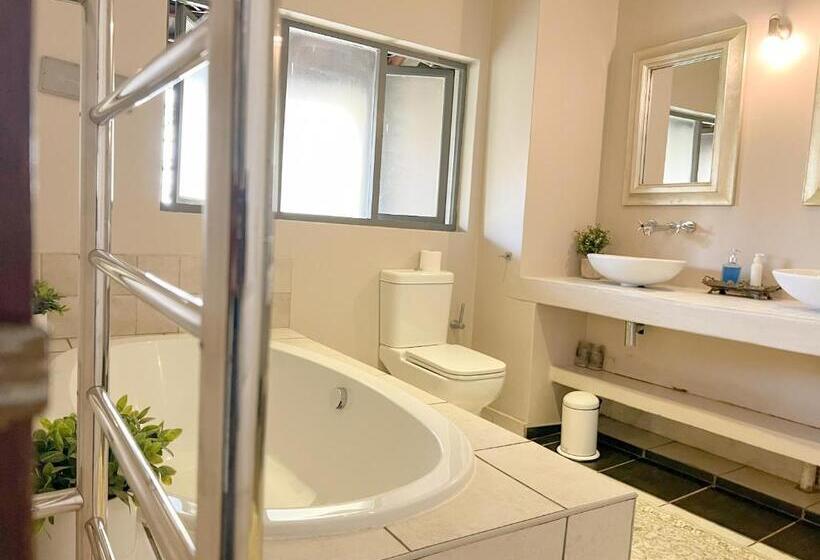 ペンション Amoris Guesthouse In Waterkloof Ridge