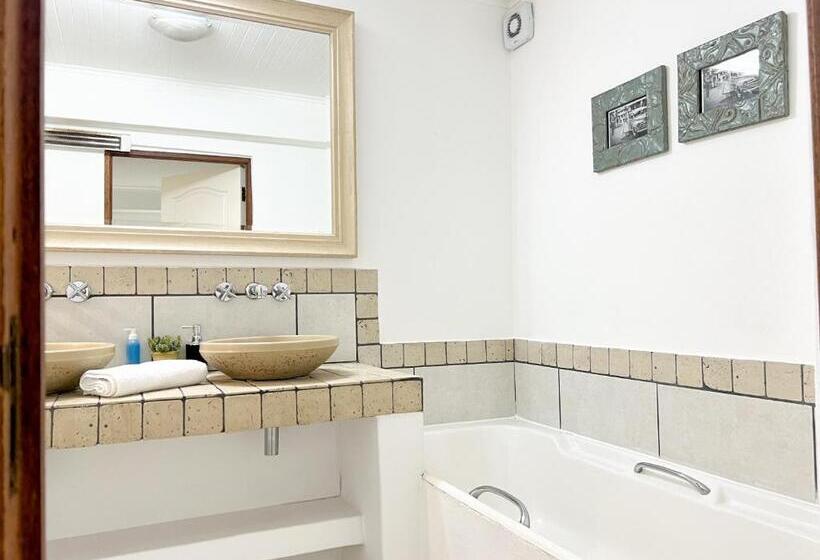 ペンション Amoris Guesthouse In Waterkloof Ridge