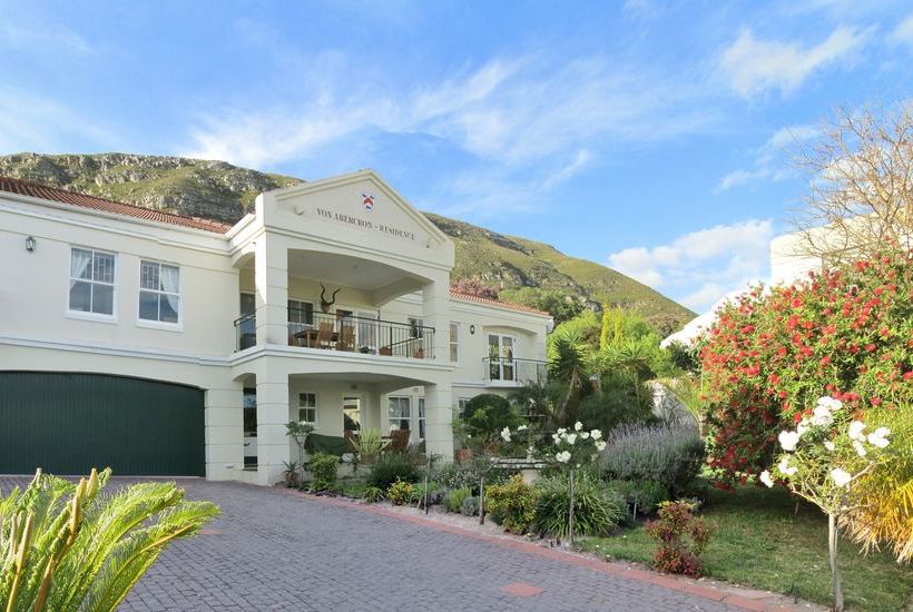 פנסיון Von Abercron Residence