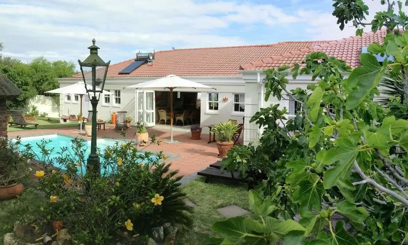 פנסיון Von Abercron Residence