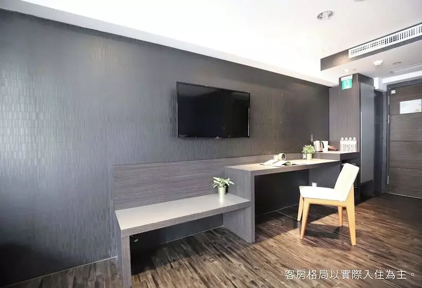 Talmud Hotel Yizhong