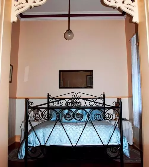 住宿加早餐 Eastcliff Cottage