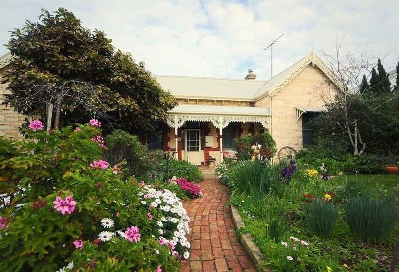 مبيت وإفطار Eastcliff Cottage 