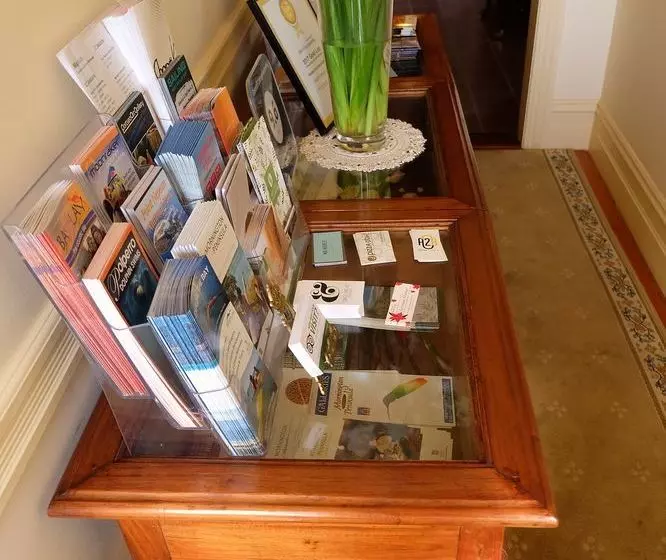 住宿加早餐 Eastcliff Cottage