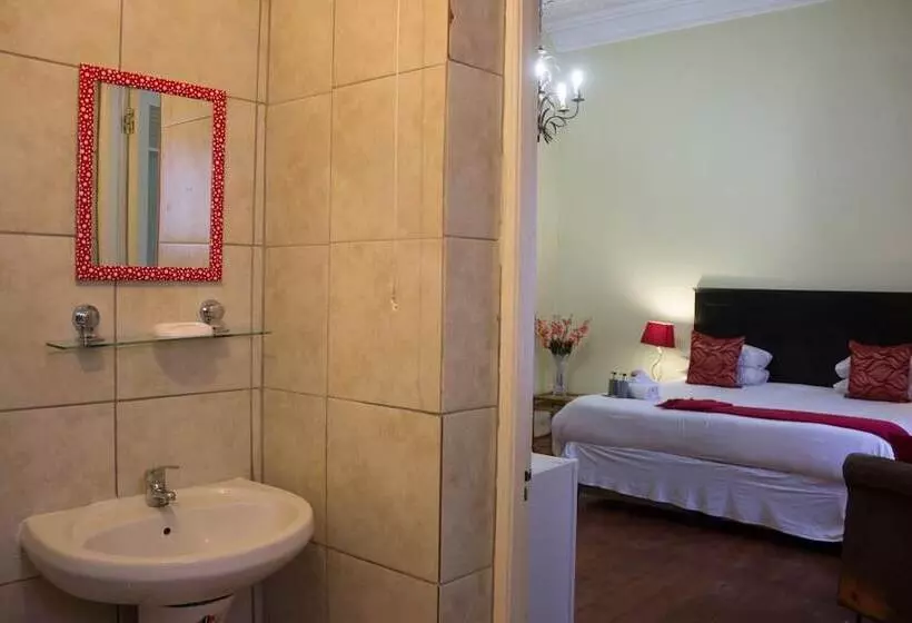 Bed & Breakfast Maple's Guest House