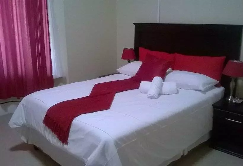 Bed & Breakfast Maple's Guest House