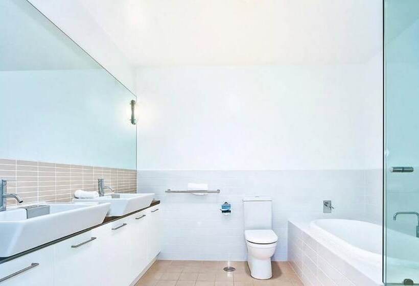 Breeze Beachfront Apartment