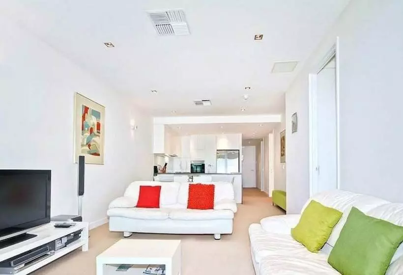 Breeze Beachfront Apartment