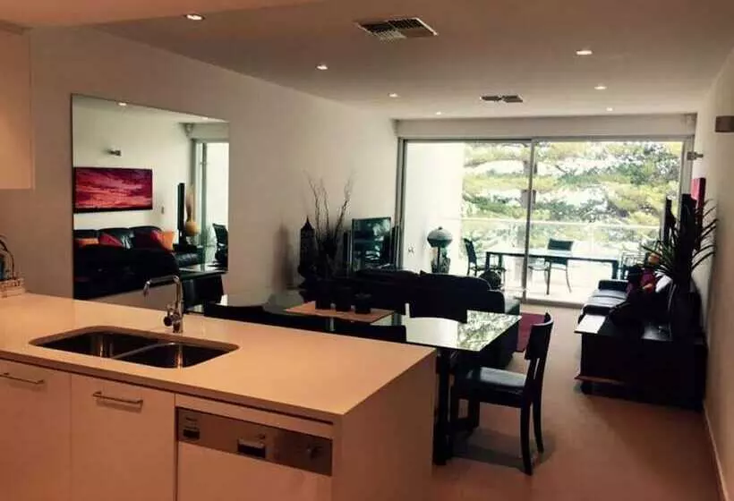 Breeze Beachfront Apartment