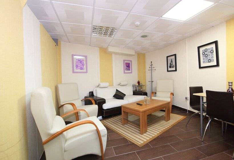 Hostal Campo Real Bed&breakfast