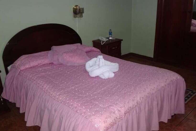 فندق فئة نجمة واحدة Master's Suite