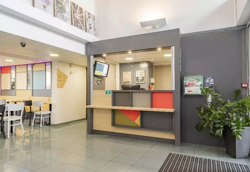 B&b Hotel Douai Parc Des Expos Cuincy