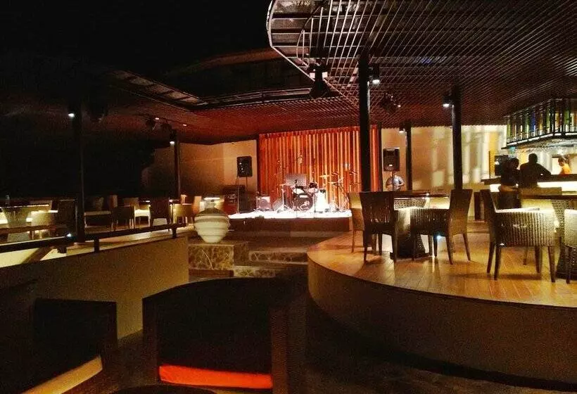 فندق Capa Maumere