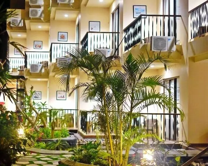 فندق Capa Maumere