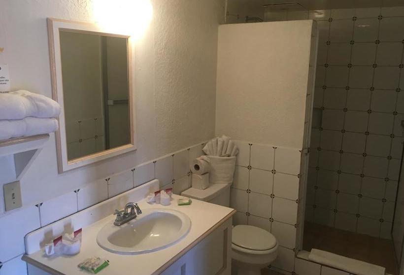 فندق Del Sol Inn