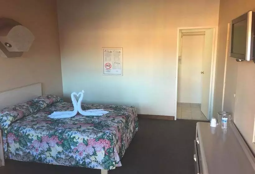 ホテル Del Sol Inn