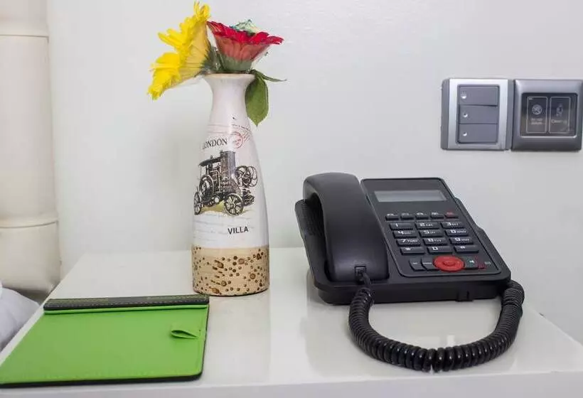 Hotelli Executive Inn