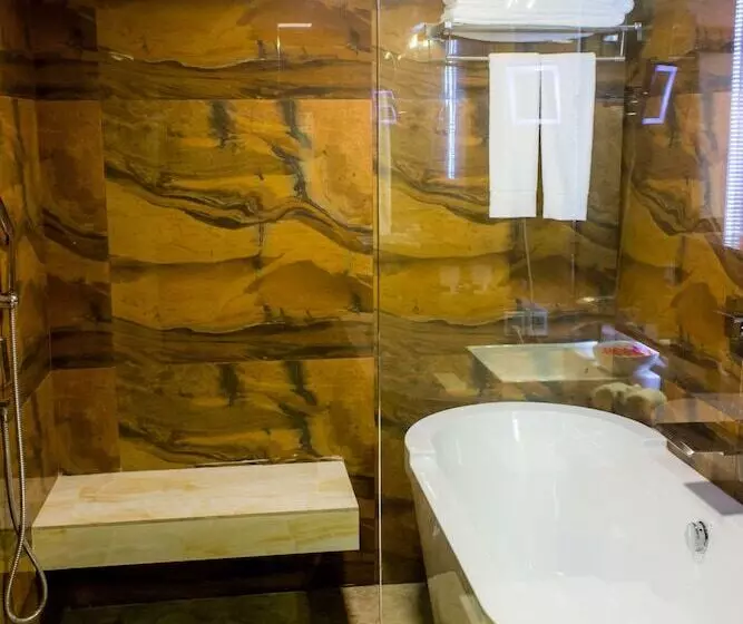 Hotelli Executive Inn
