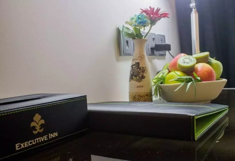 Hotelli Executive Inn