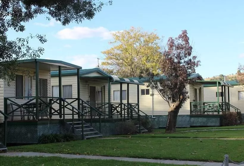 Hotel Gundagai Cabins & Tourist Park
