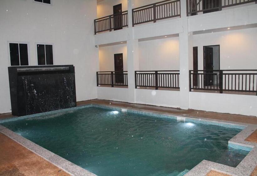 هتل Huen Chan Thip