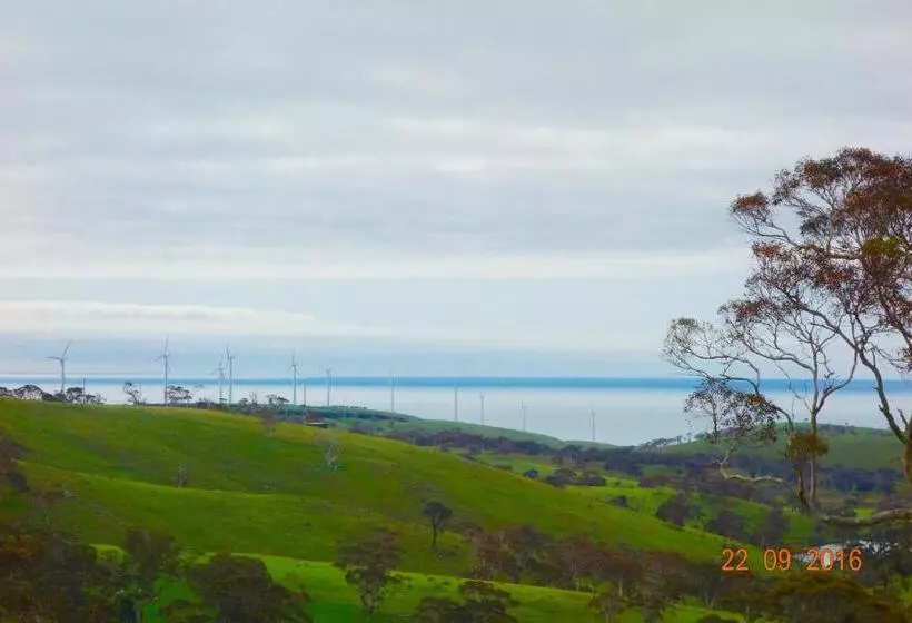 فندق Morella Farmstay