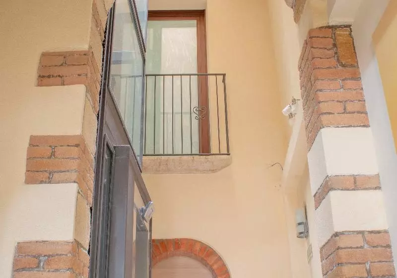 هتل Porta Delle Botteghelle