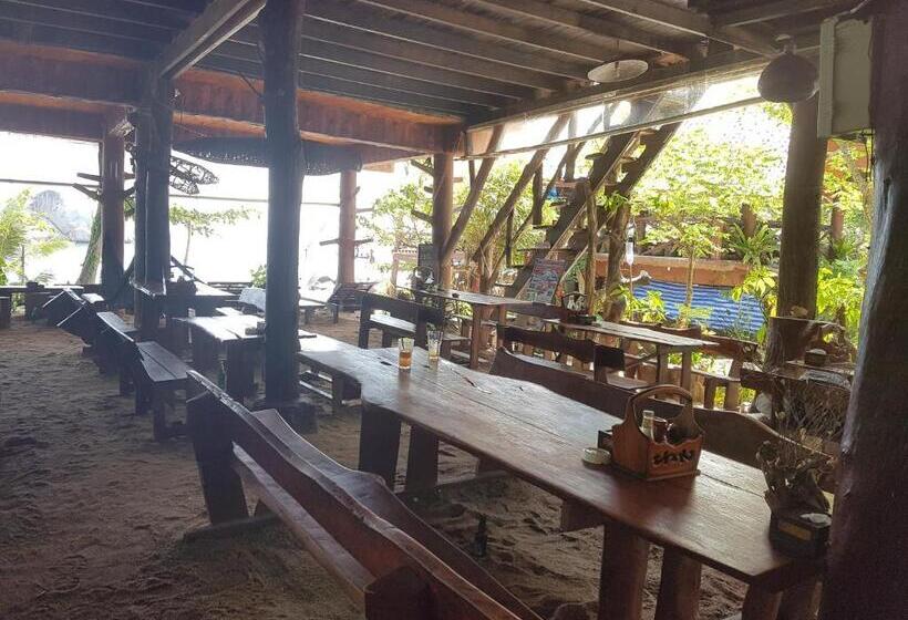 בית מלון כפרי Poseidon Resort