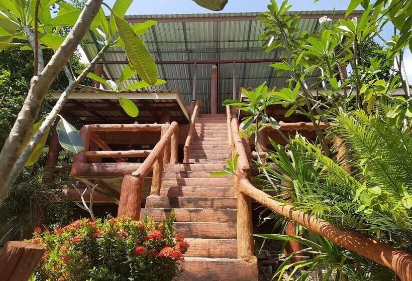 בית מלון כפרי Poseidon Resort