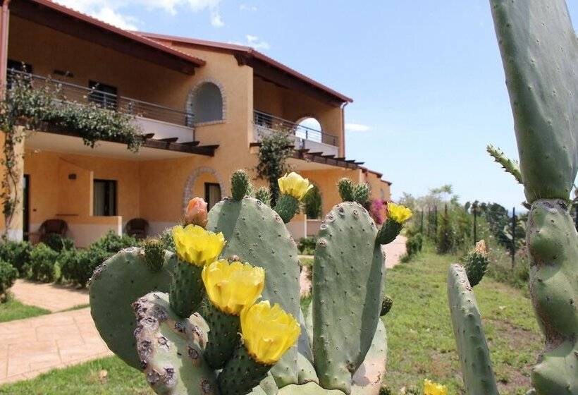 Отель Relais Capo Spulico Beach & Spa