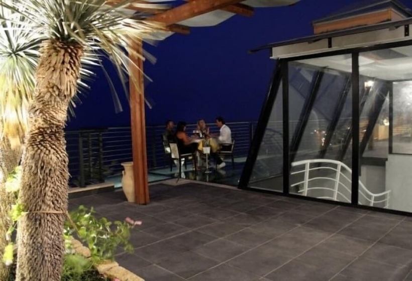 Отель Relais Capo Spulico Beach & Spa