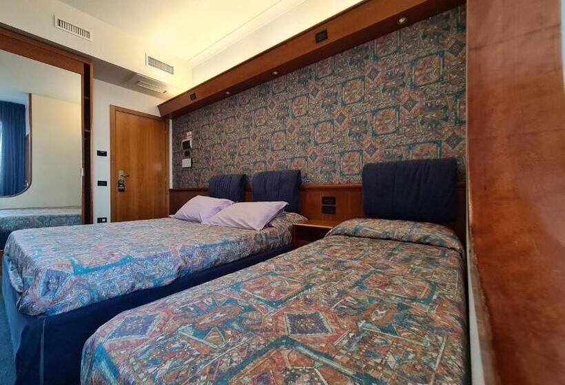 בית מלון כפרי Sabra