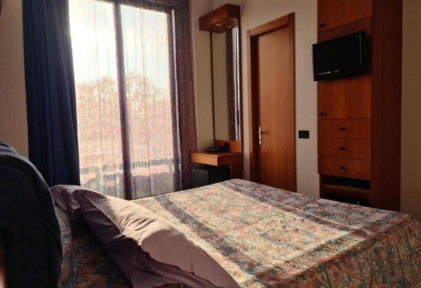 בית מלון כפרי Sabra