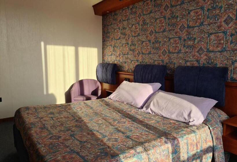 בית מלון כפרי Sabra