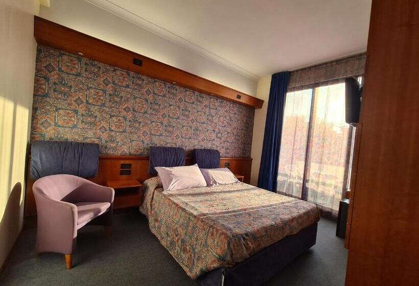 בית מלון כפרי Sabra