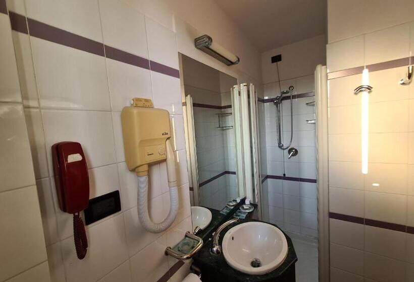 בית מלון כפרי Sabra