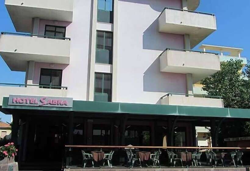 בית מלון כפרי Sabra