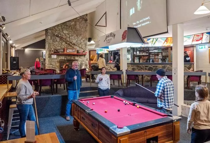 Отель Snowy Gums