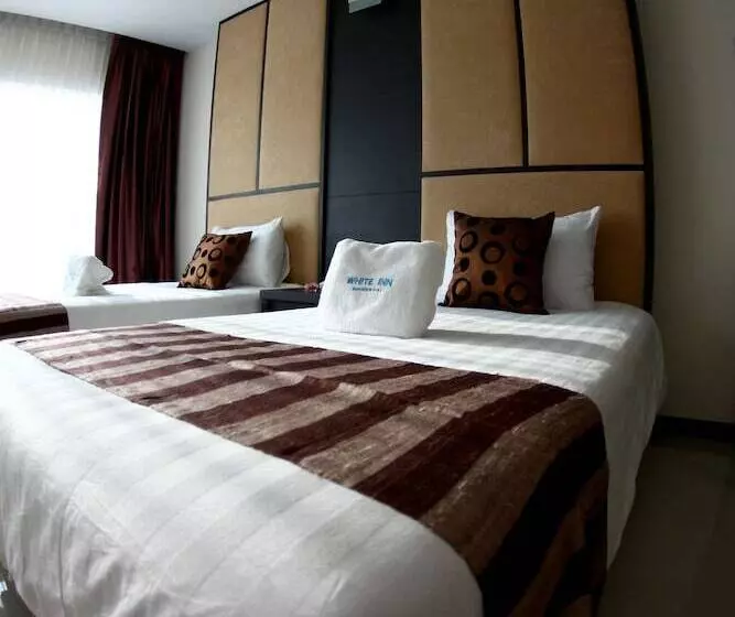 هتل White Inn Nongkhai