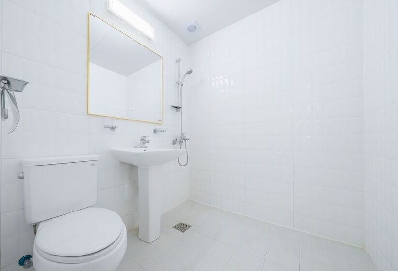 فندق Zio Pinetree