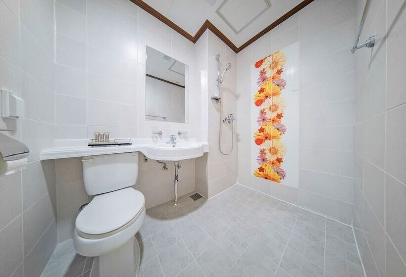 فندق Zio Pinetree