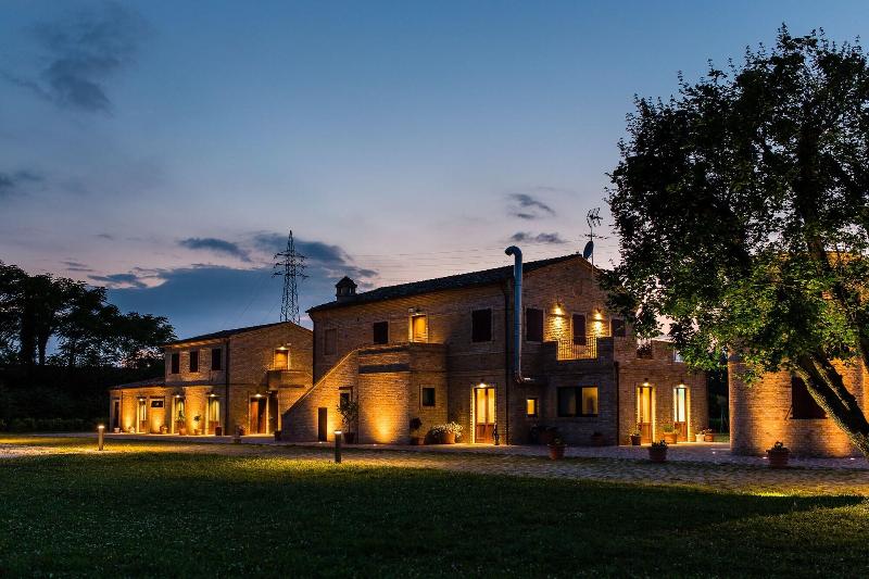 Moretti Village  B&b