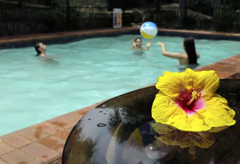 پانسیون Hillcrest Guest House Cooktown