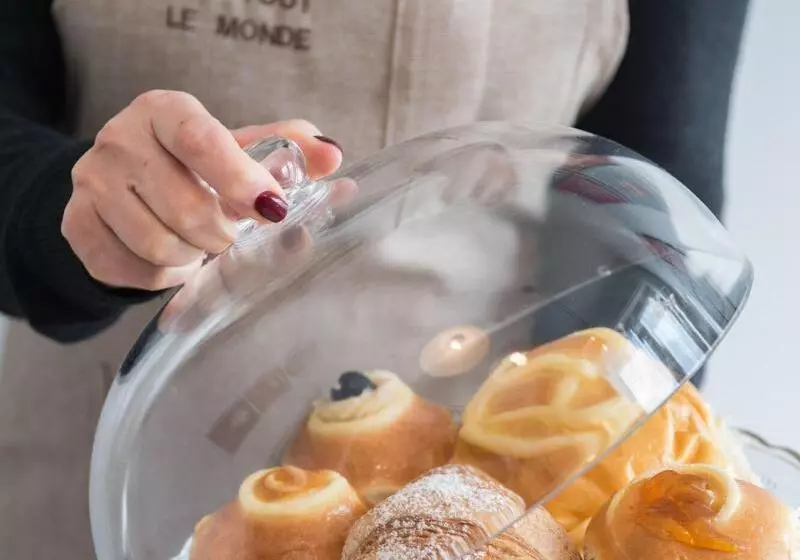 Пансион La Maison Des Tout Le Monde