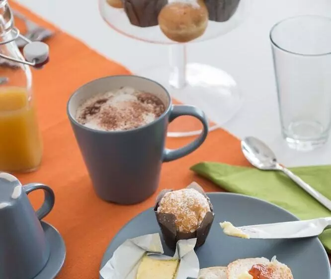 Пансион La Maison Des Tout Le Monde