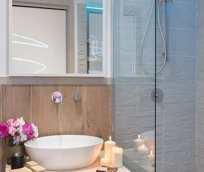 Пансион La Maison Des Tout Le Monde