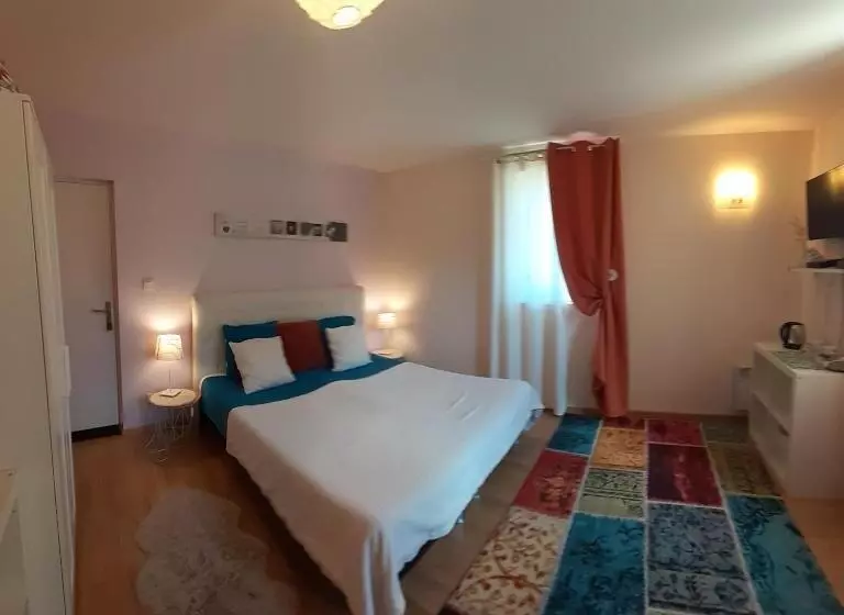 Пансион Les Terrasses Du Paradis