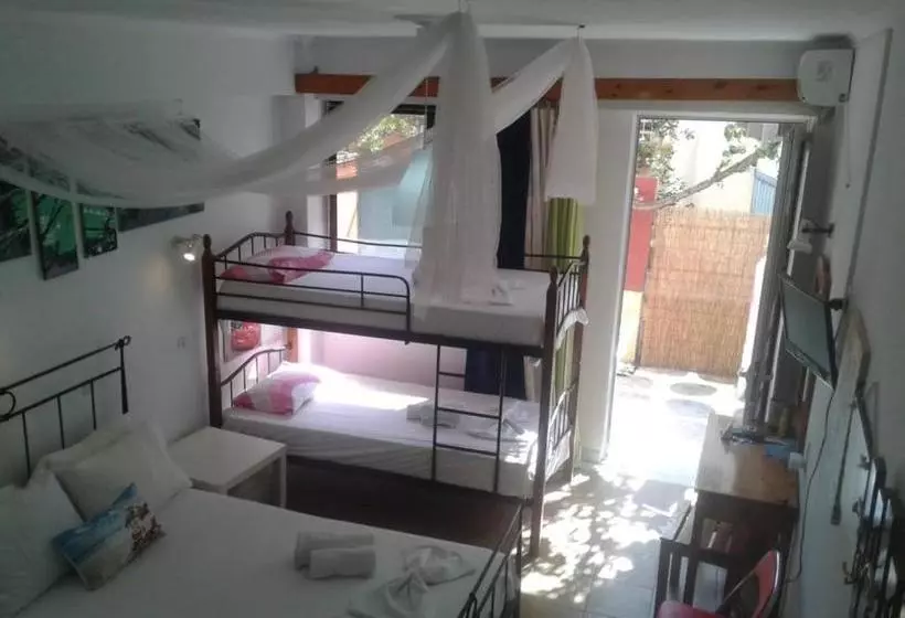 Art Studios Benitses